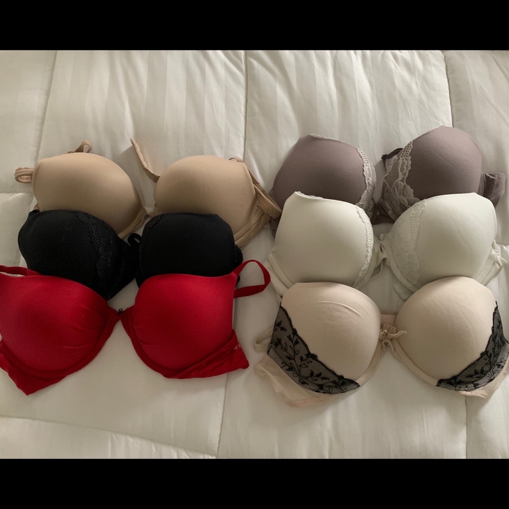 Bundle of 6 push up bras